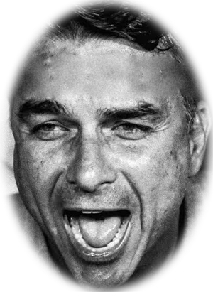 Flávio Bolsonaro de boca aberta